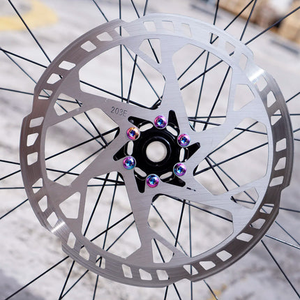 S2264fe732a364d0fa8f8c2638b06ec6eu